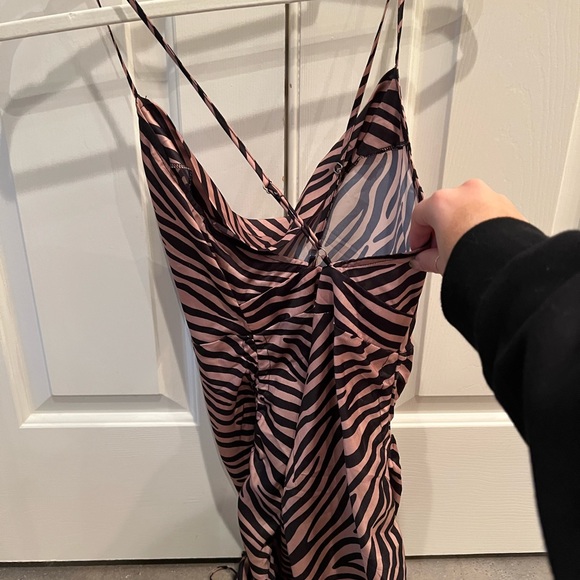 Zebra cowl neck dress - Picture 3 of 5